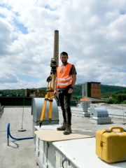 Pomiar pionowości komina 2